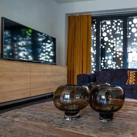 La Maison Noire * 라로셰안알데네